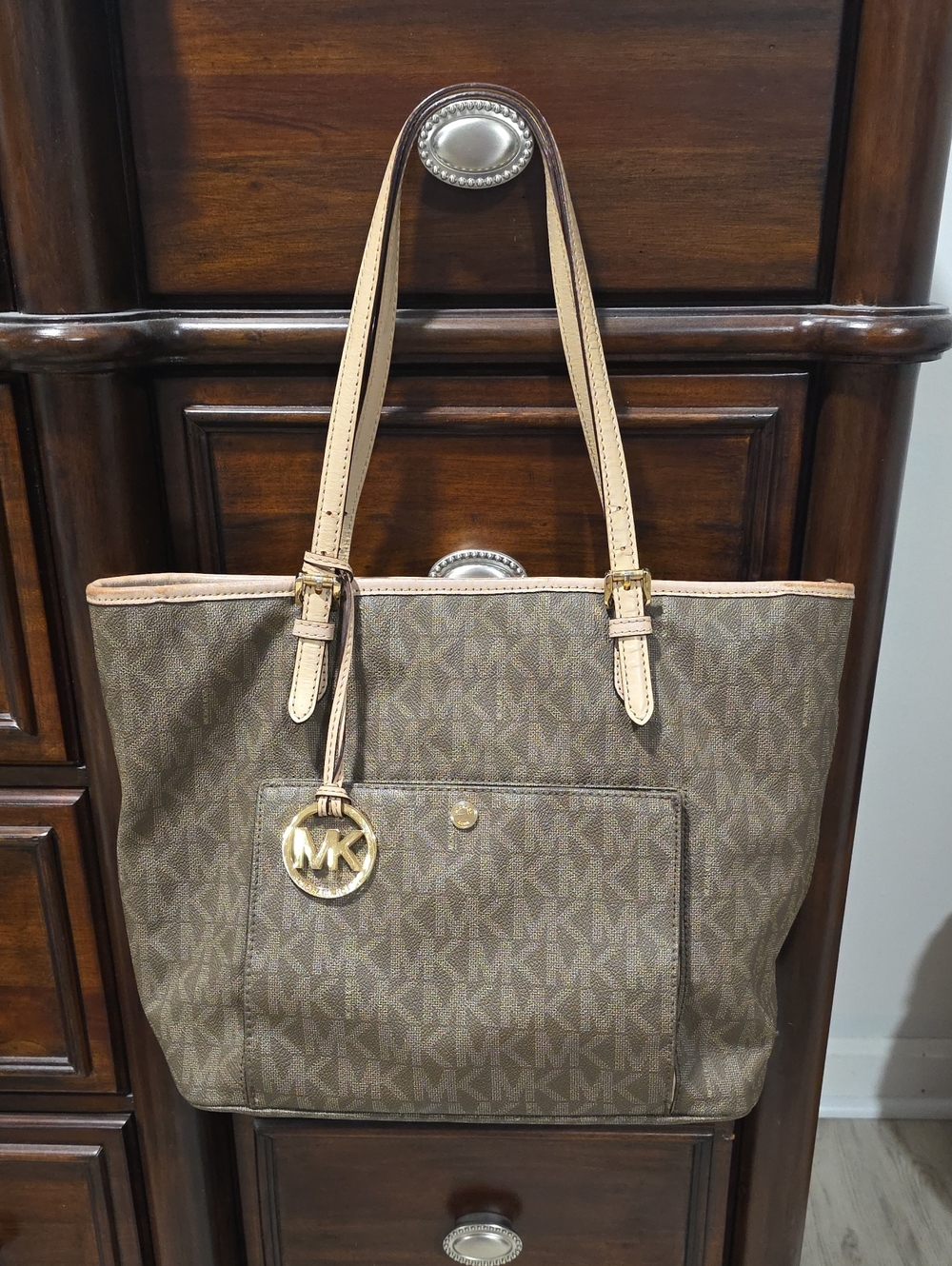 MICHAEL KORS Jet Set Brown Logo Tote with Gold MK Charm